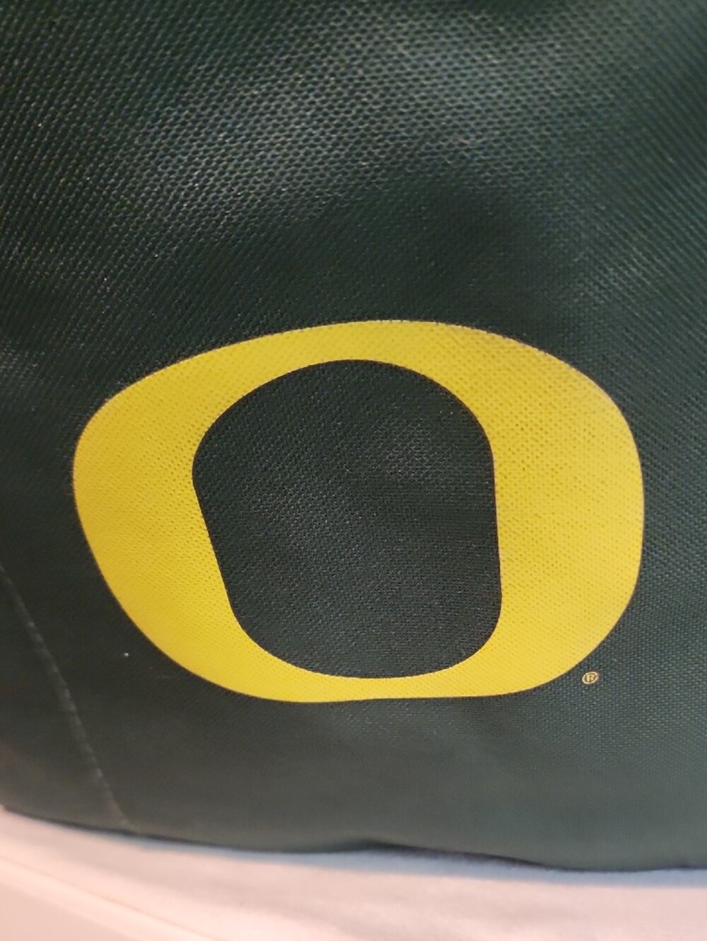 University of Oregon Green Tote Bag with Yellow O Logo - Picture 9 of 15